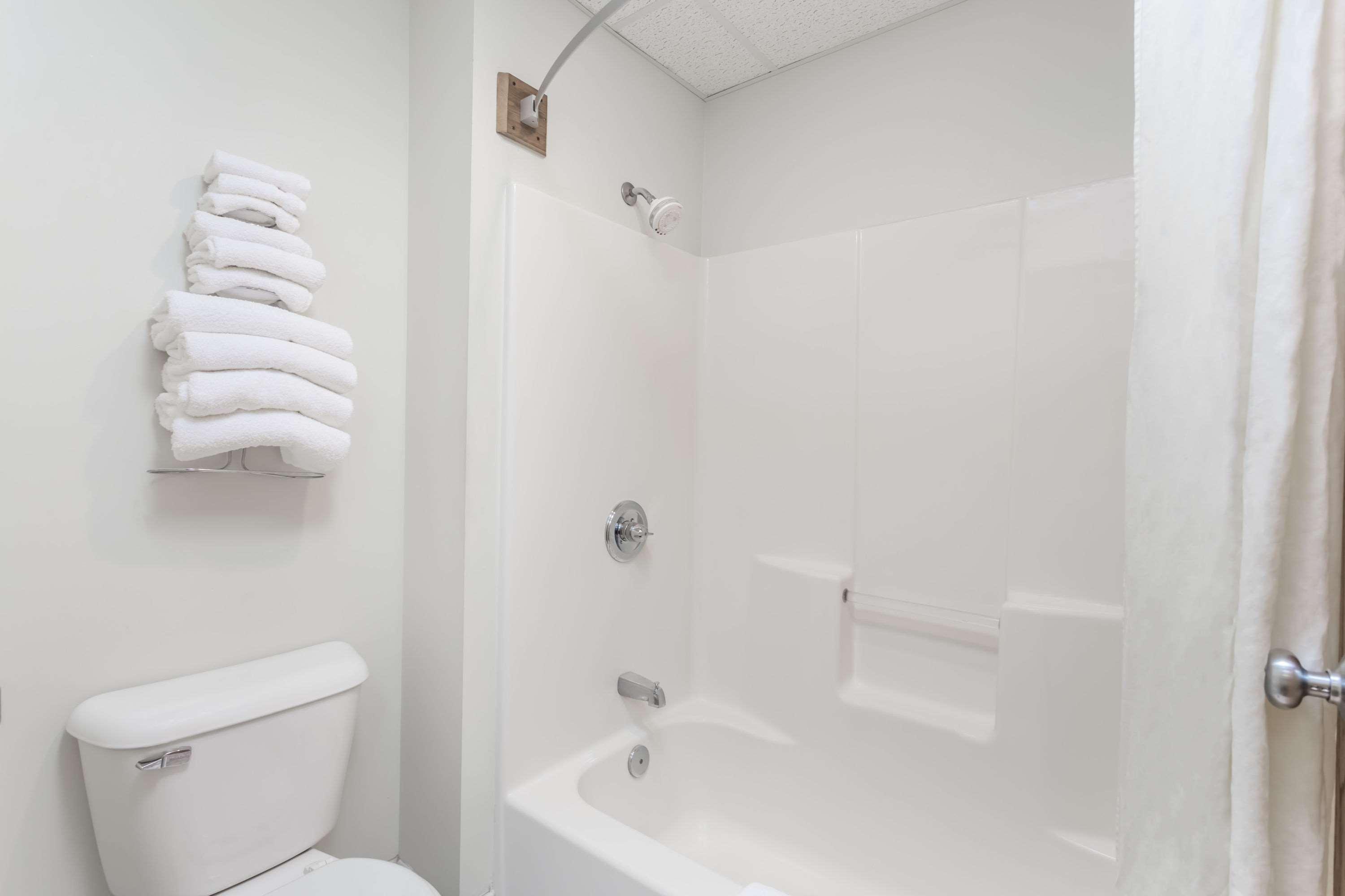 Super 8 By Wyndham Eagle River Ngoại thất bức ảnh